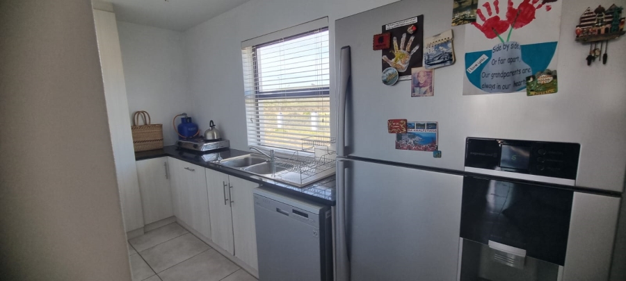 4 Bedroom Property for Sale in Blue Lagoon Western Cape